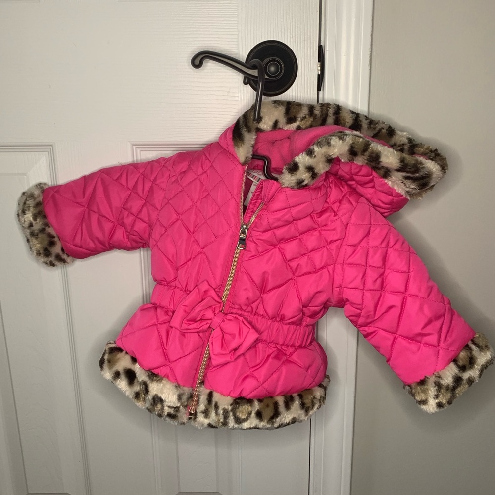 Girls toddler puff jacket with leopard print